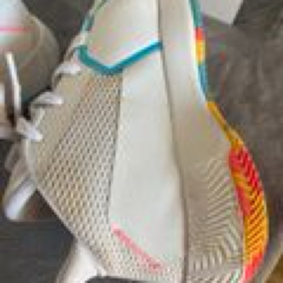 Adidas Court Vision 2.0 Rainbow Sole Art FZ1375 basketball shoes. Sz 7 men’s. main image 11